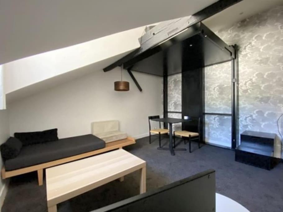 Superbe Studio Avec Terrasse - Cathedrale Nantes Buitenkant foto